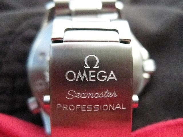 Omega Seamaster Professional bracelet clasp